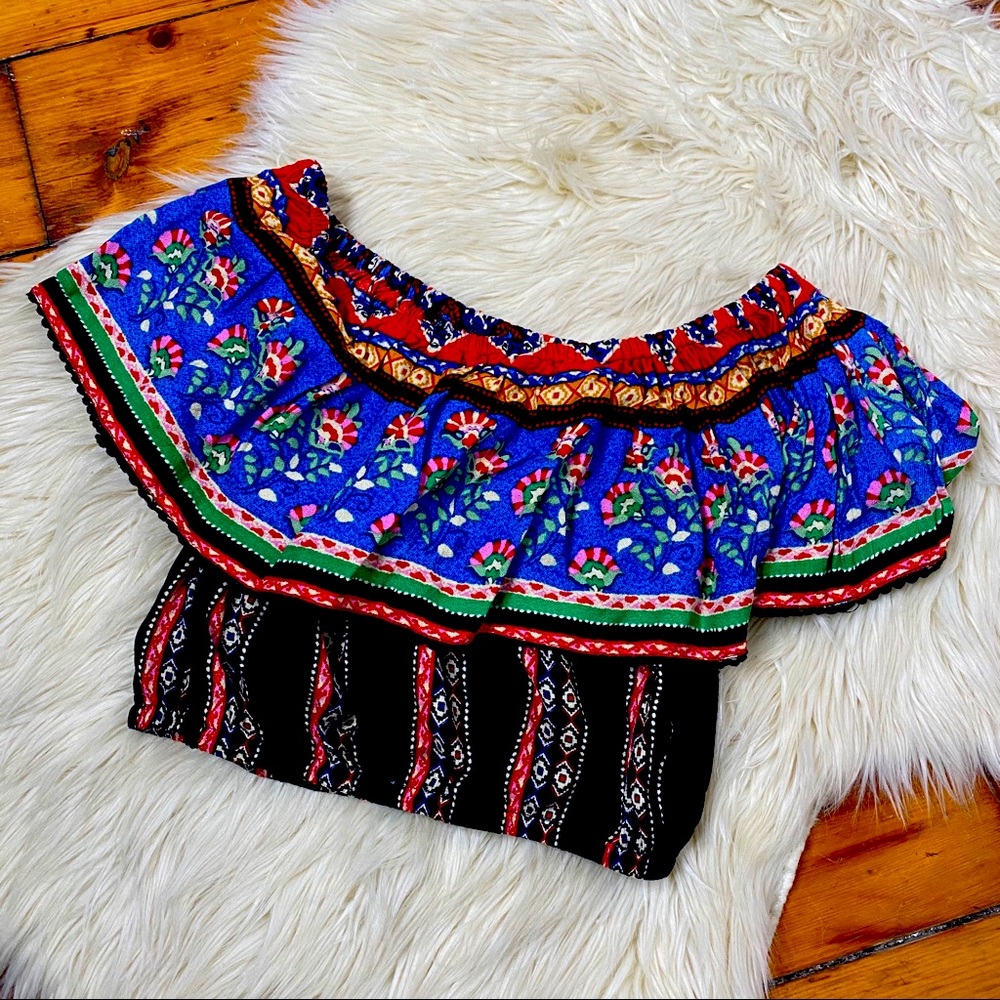 FOREVER 21 off the shoulder fiesta top